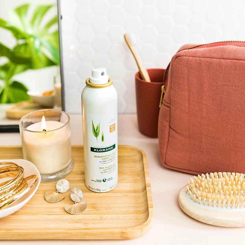 Klorane Oat Milk Tinted Dry Shampoo 150ml - All Hair Types 2 Klorane Oat Milk Tinted Dry Shampoo 150ml - All Hair Types - Image 2