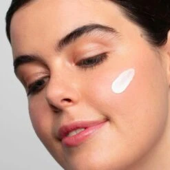 Αντίποδες Antipodes Vanilla Pod Hydrating Day Cream 60ml -Care Product Store antipodes vanilla pod 3