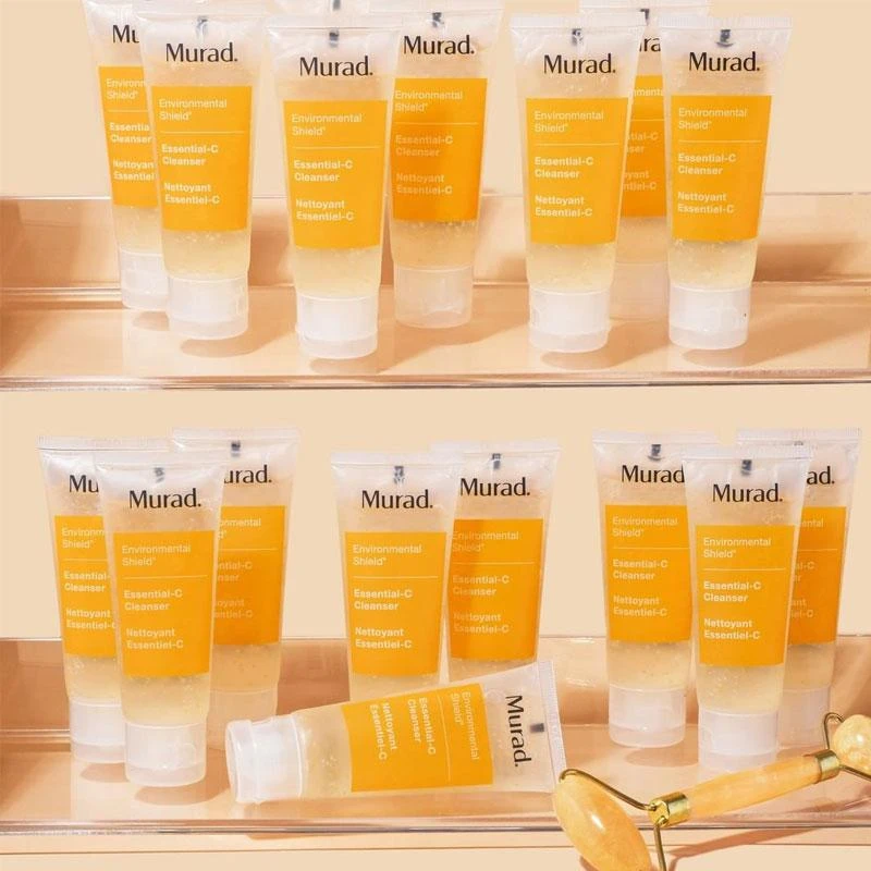 Murad Essential-C Cleanser 200ml 2 Murad Essential-C Cleanser 200ml - Image 2