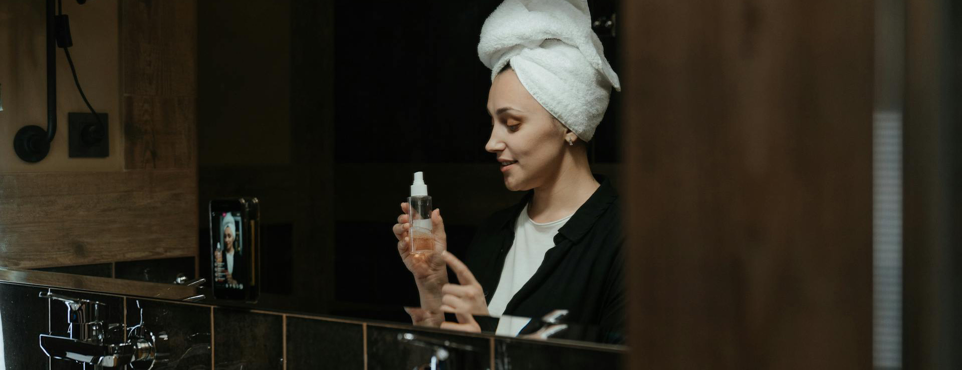 Care Product Store -Care Product Store pexels cottonbro 4612145